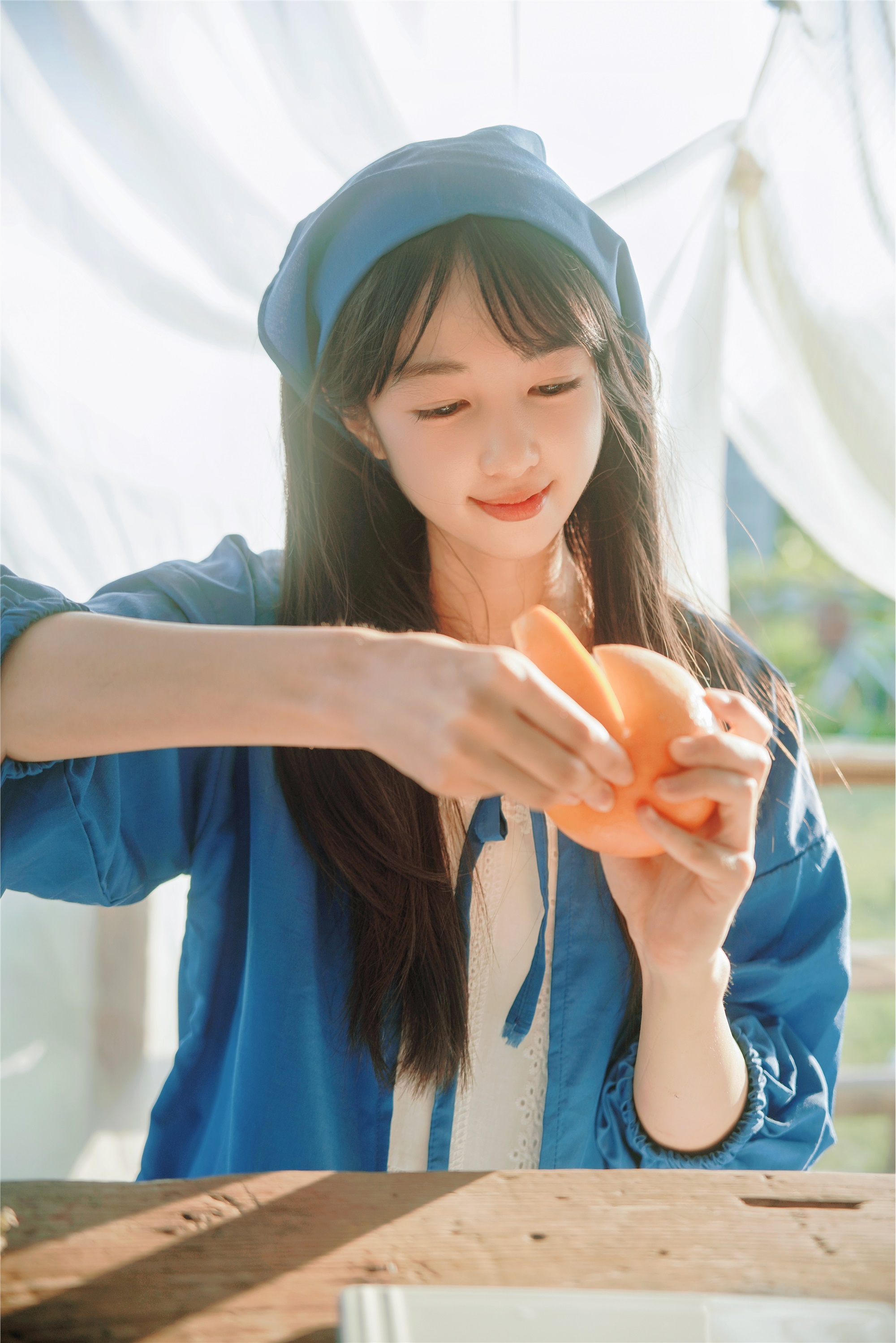 YITUYU艺图语 2025.01.08 田园暮歌，花裙少女之韵 巨大王